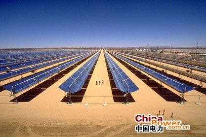 位于加利福尼亚南部的壮观太阳能阵列-中国电力网(www.chinapower.com.cn)版权所有